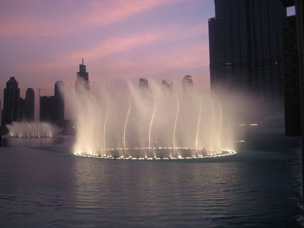 Dubai fountain show
