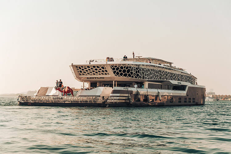 Mega Yacht Dubai
