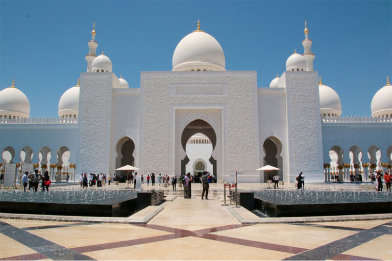 visit sheikh zayed mosque from dubai