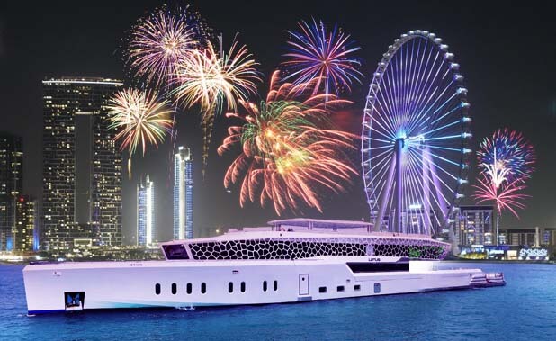 MEGA YACHT NEW YEAR PARTY