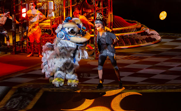 La Perle Dragon Show